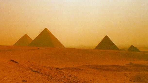 Die Pyramiden von Gizeh (Giseh, Giza) in Kairo